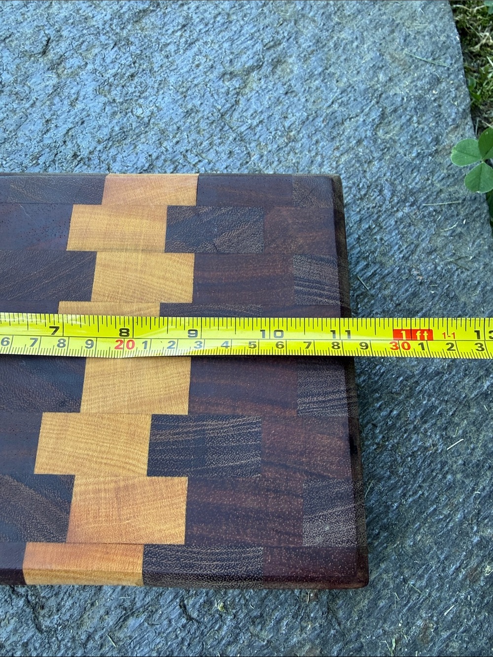 Handmade End Grain Wooden Cutting Board - Two-Tone Chess Pattern - Picture 10 of 12